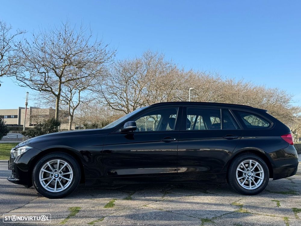 BMW 320 d Aut. Sport Line - 3
