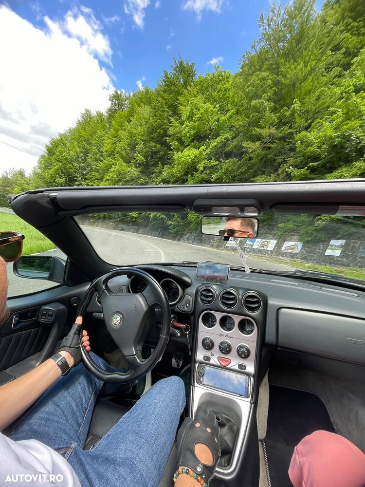Alfa Romeo Spider - 5