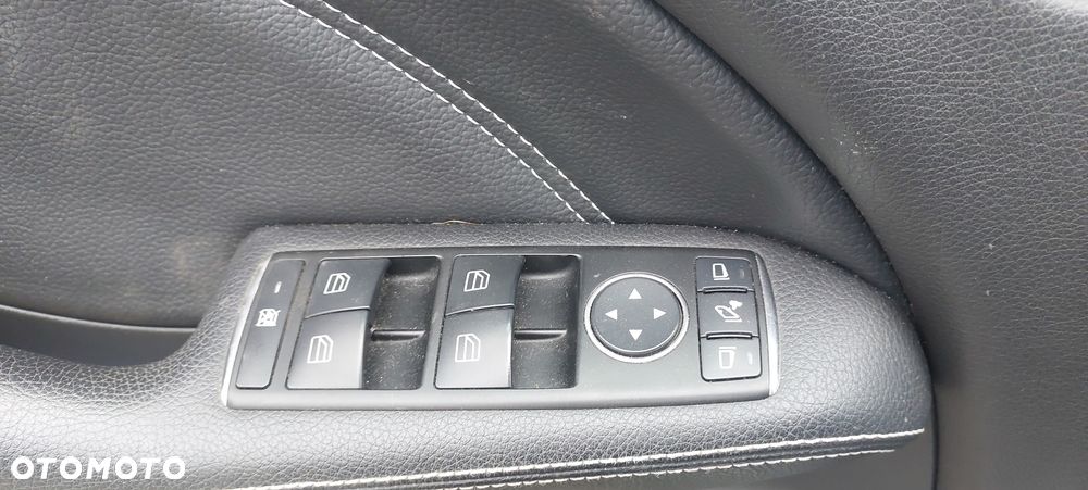 Mercedes-Benz Klasa B 180 CDI (BlueEFFICIENCY) 7G-DCT - 13