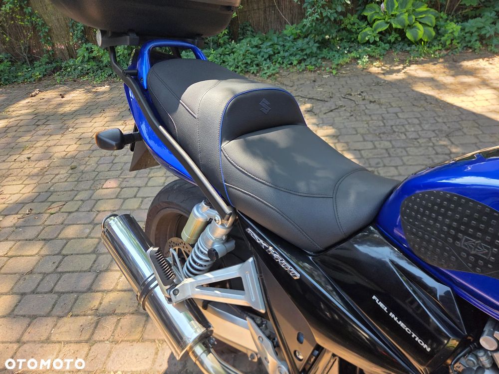 Suzuki GSX - 4