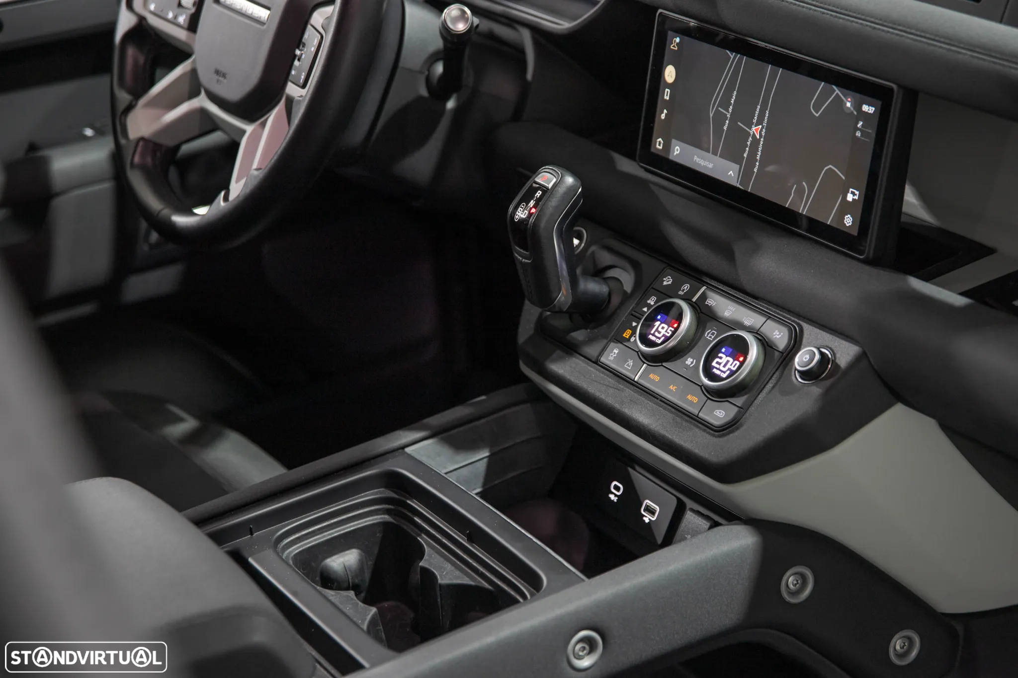Land Rover Defender 110 D200 S - 19