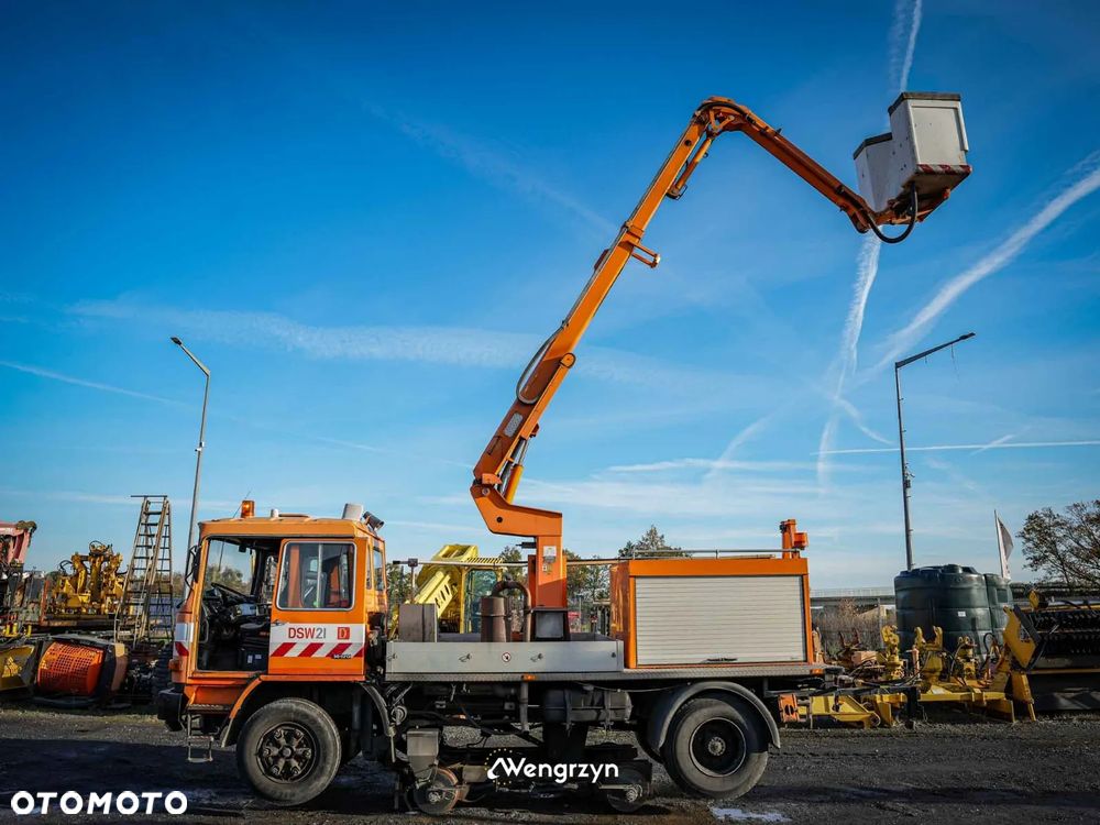 MAN MAN 14.170F Podnośnik koszowy - pojazd dwudrogowy do obsługi sieci trakcyjnej - 33