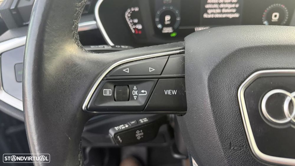 Audi Q3 45 TFSIe S tronic - 39