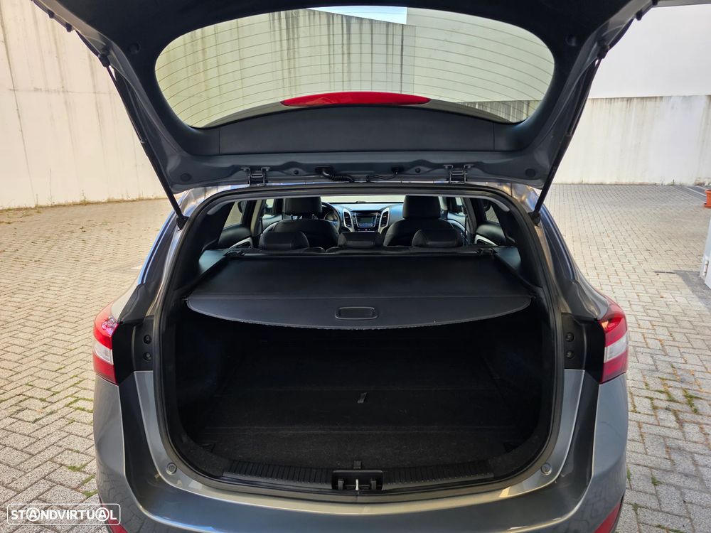 Hyundai i30 SW 1.6 CRDi Style J17 - 59