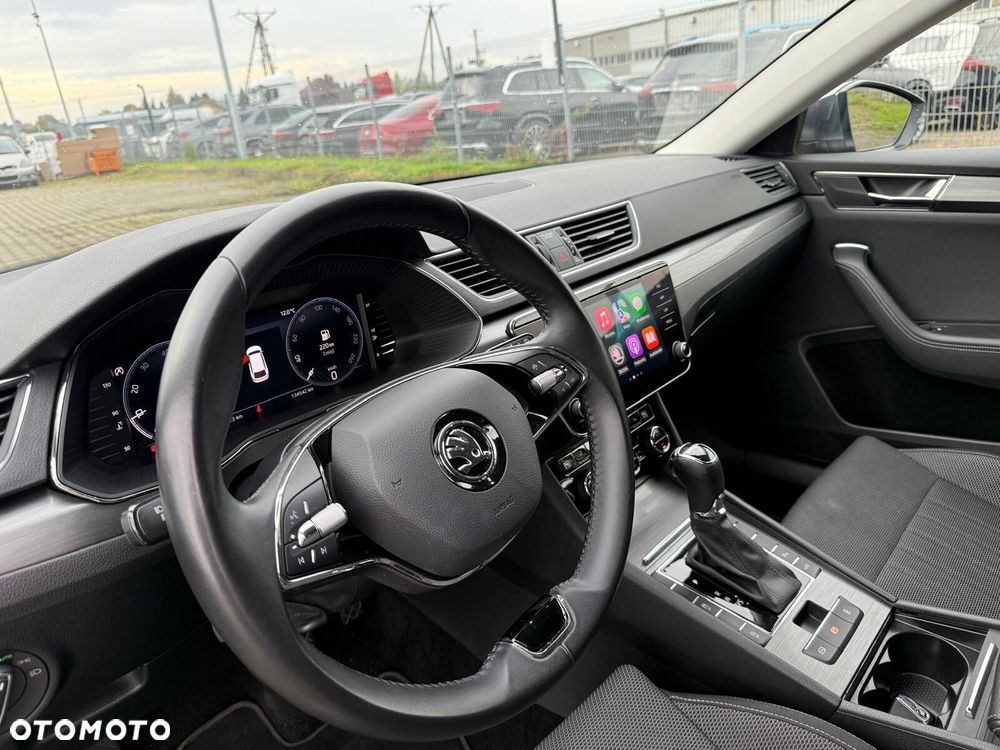 Skoda Superb 2.0 TDI SCR Style DSG - 10