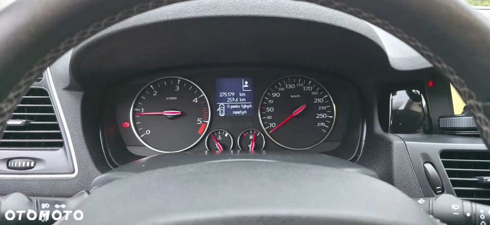 Renault Laguna dCi 150 FAP Bose - 7