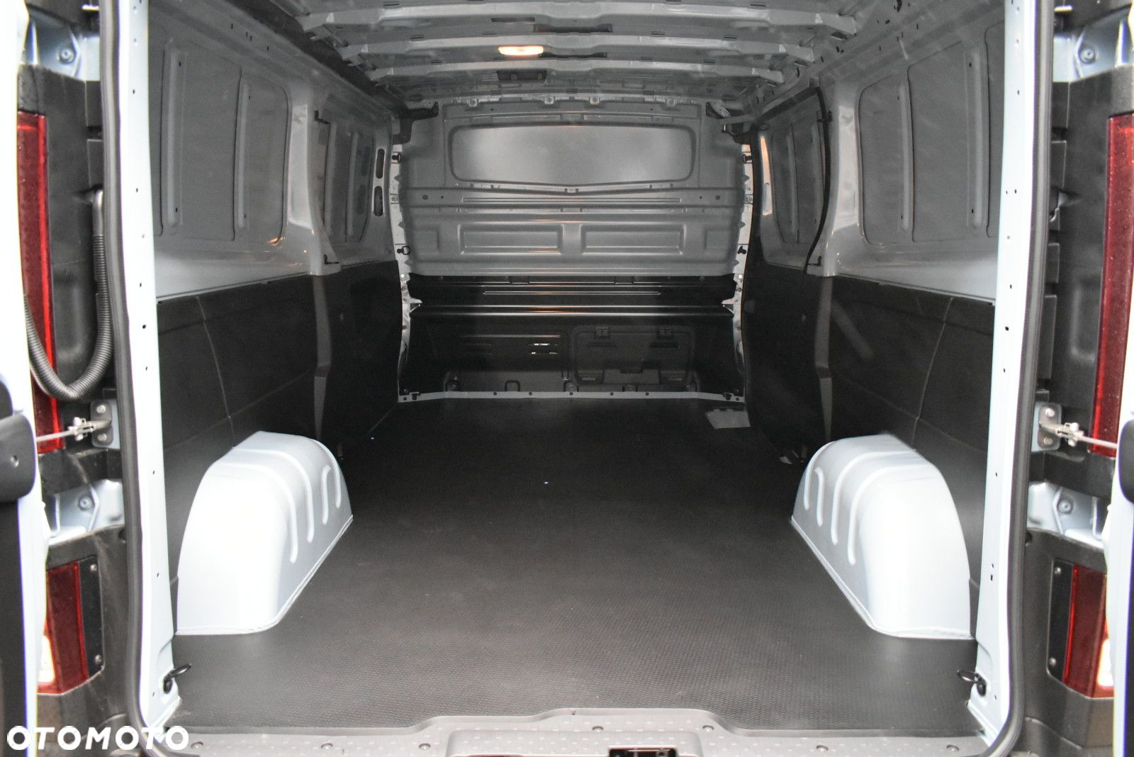 Renault Trafic - 10