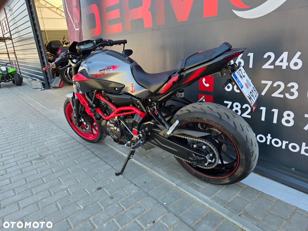 Yamaha MT - 6