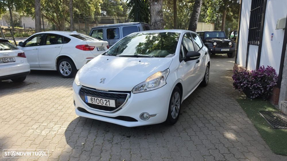 Peugeot 208 1.4 HDi - 17