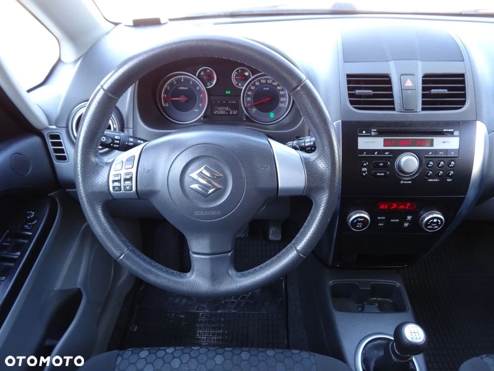 Suzuki SX4 1.6 Topline Edition 4WD - 18
