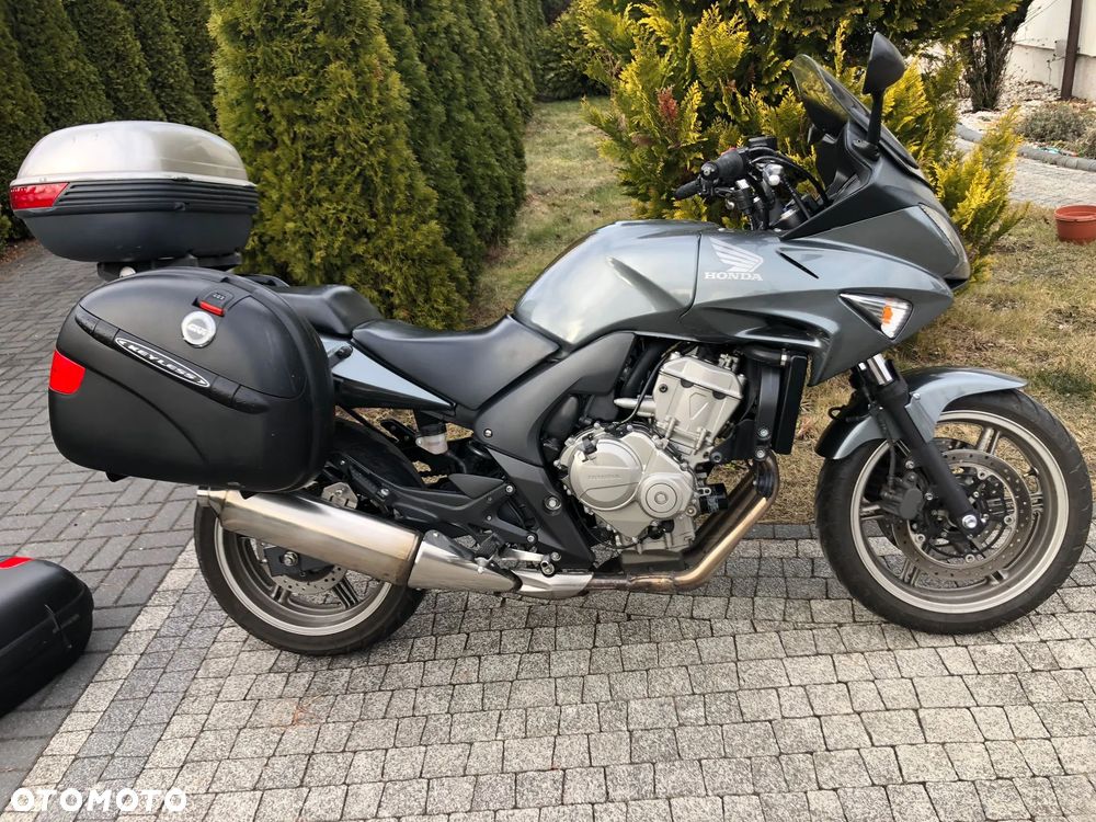 Honda CB - 8