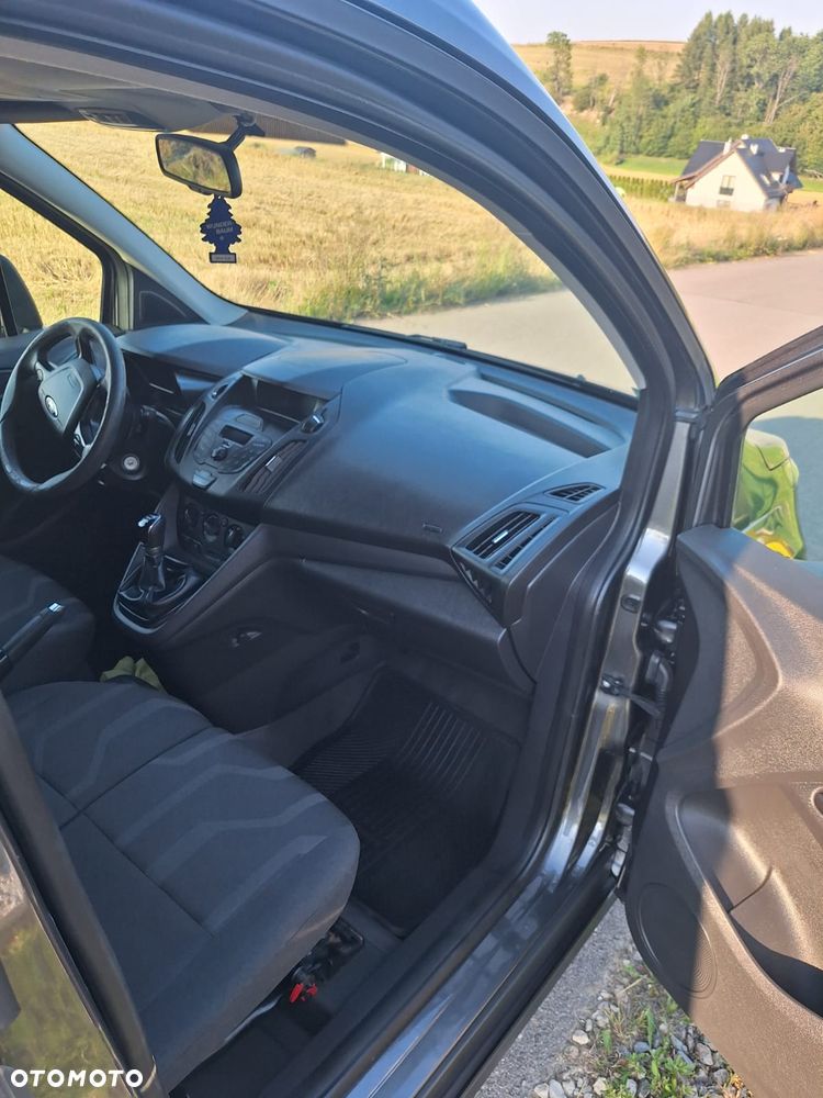 Ford Transit Connect - 9