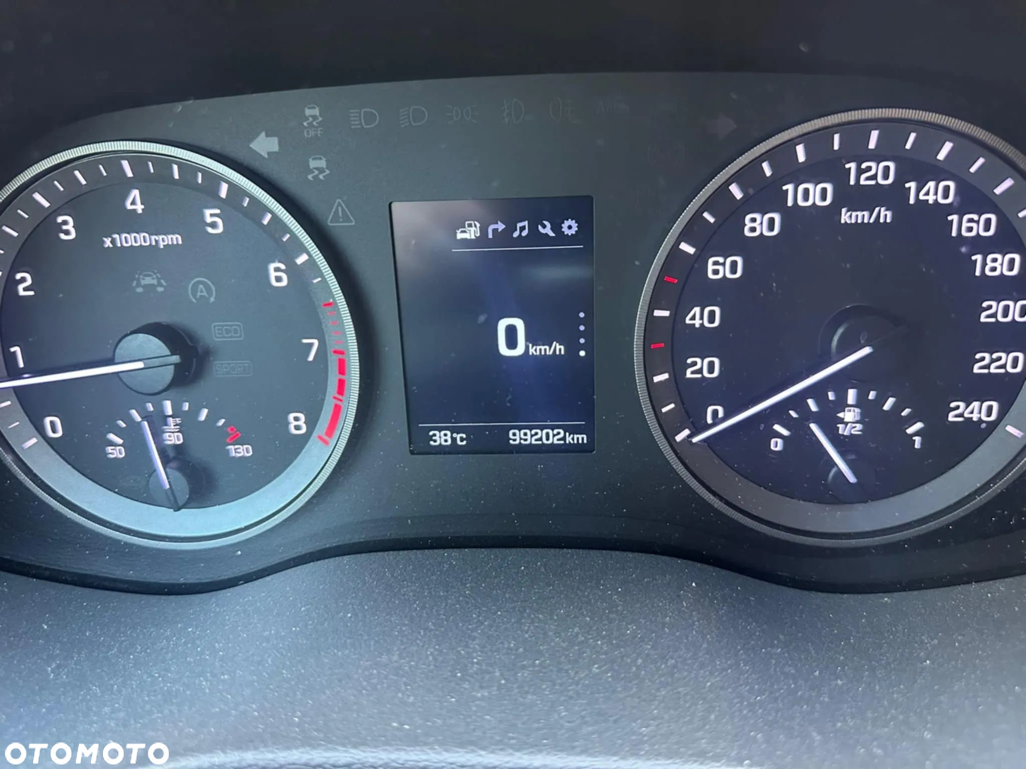 Hyundai Tucson - 12