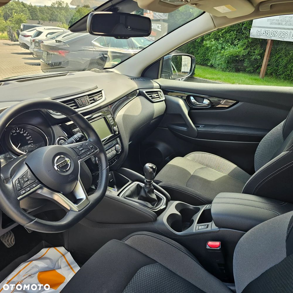 Nissan Qashqai 1.3 DIG-T AKARI - 10