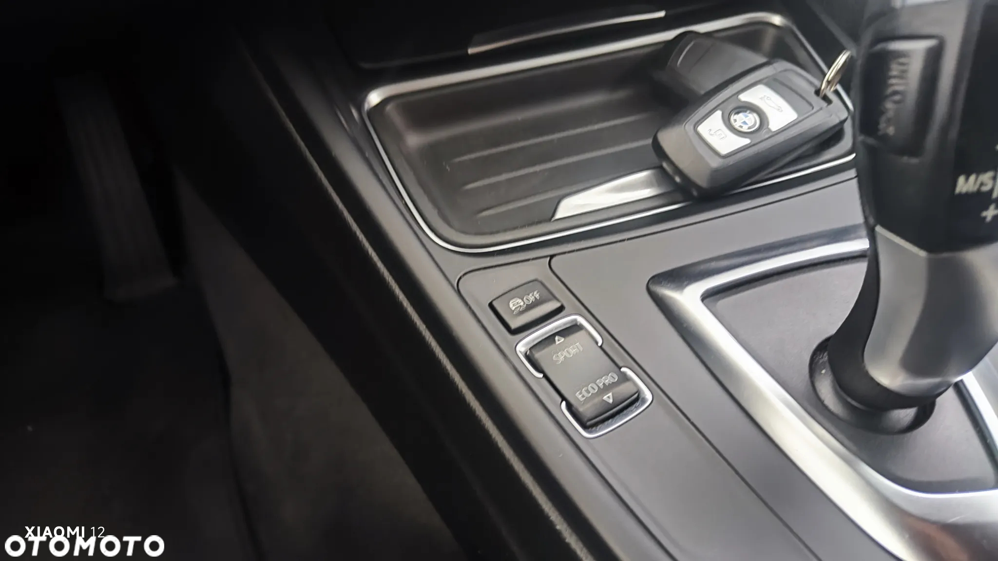 BMW Seria 3 320d Touring Sport Line - 17