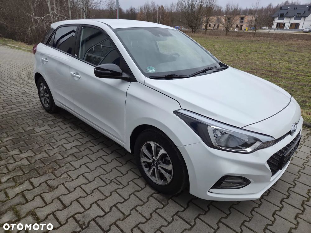 Hyundai i20 blue 1.2 YES!+ - 10