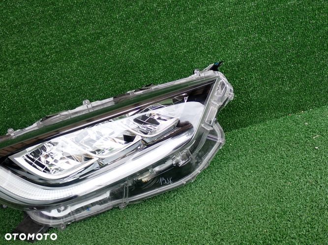 TOYOTA YARIS IV FULL LED 20- reflektor prawy lampa - 2
