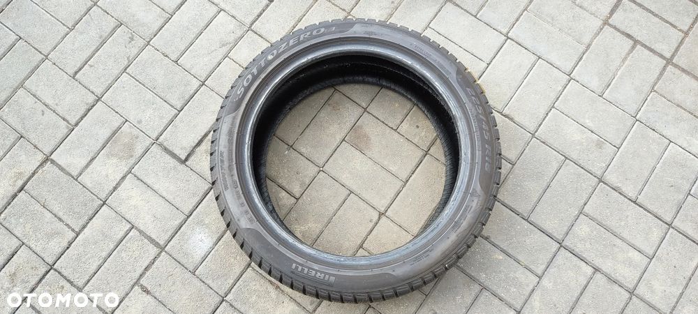 OPONY 225/45R18 95H PIRELLI SOTTOZERO 3 (4920) 5 mm ZIMA 2 SZTUKI PARA - 3