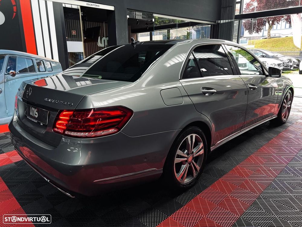 Mercedes-Benz E 300 - 6