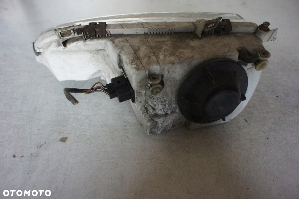 FORD GALAXY MK1 LAMPA PRAWY PRZÓD - 3