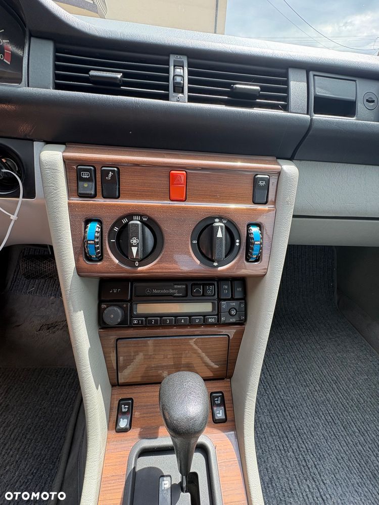 Mercedes-Benz W124 (1984-1993) - 9