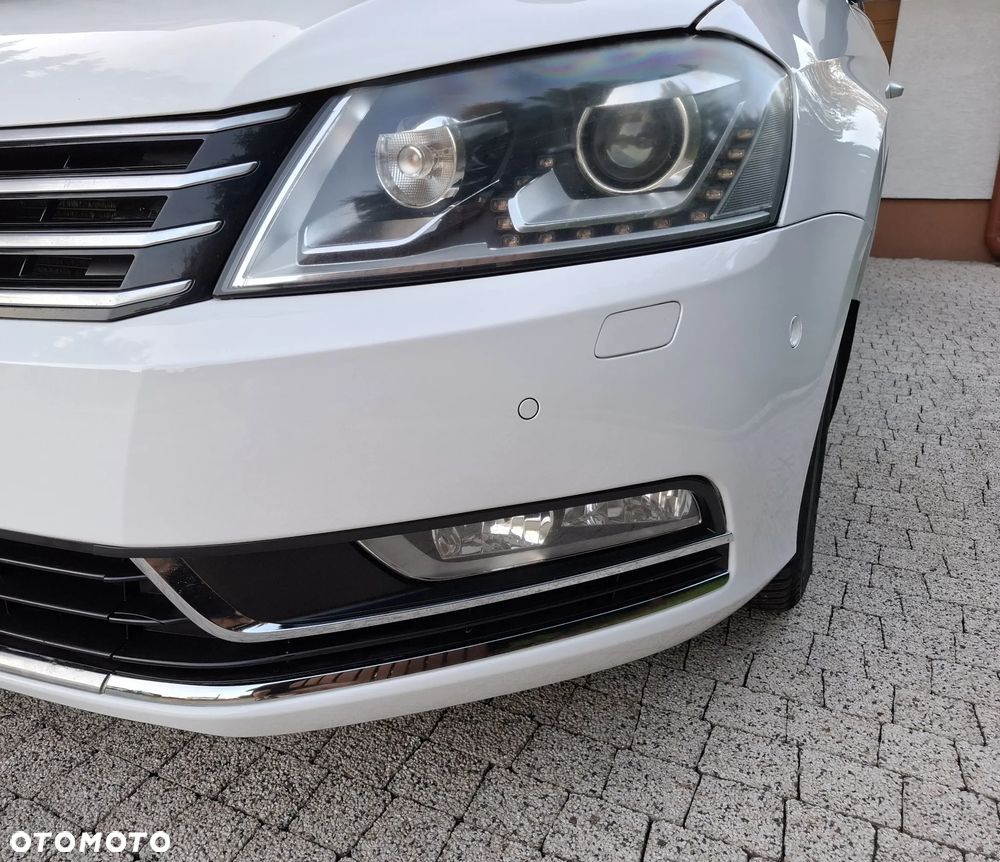 Volkswagen Passat 2.0 TDI DPF DSG Comfortline - 25