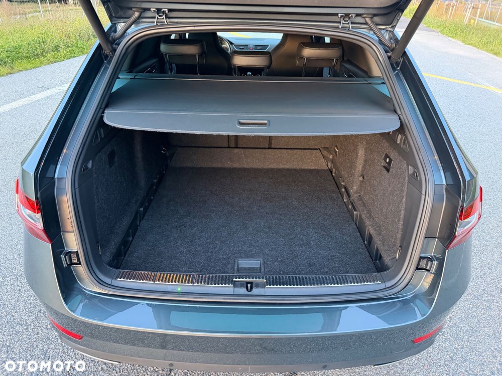 Skoda Superb 2.0 TSI 4x4 Sportline DSG - 25