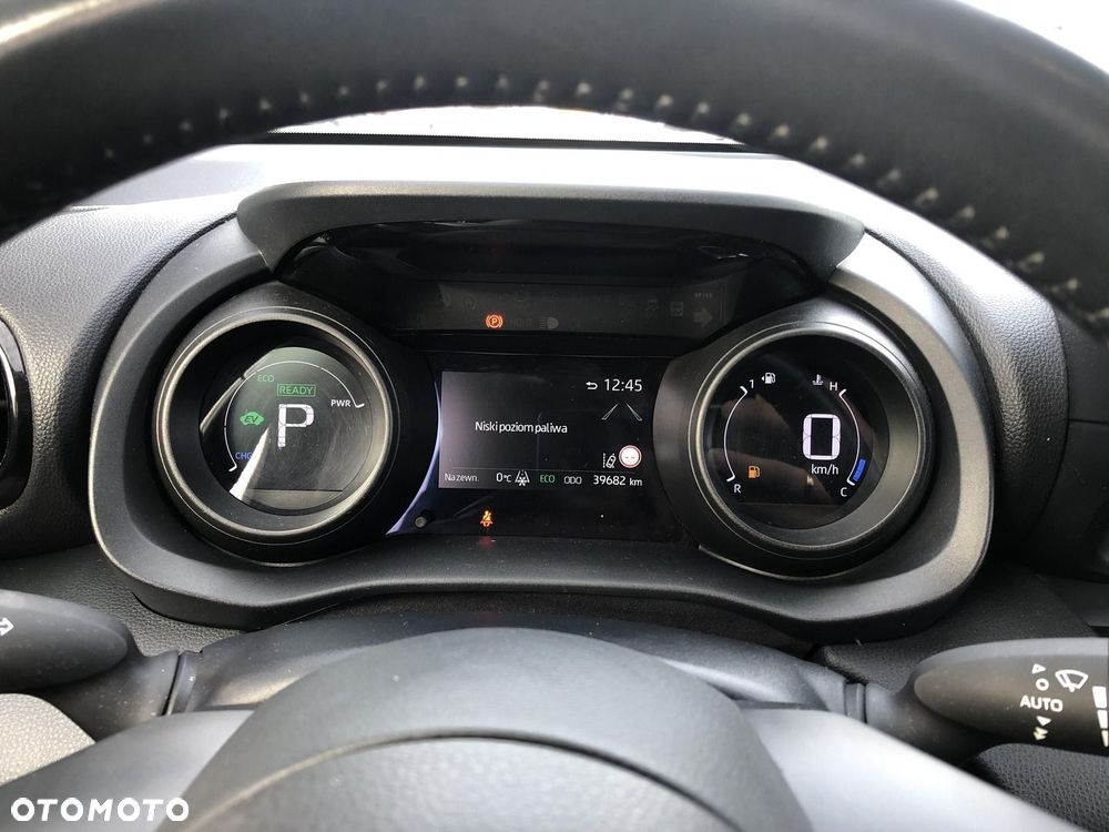 Toyota Yaris Hybrid 1.5 Comfort - 14