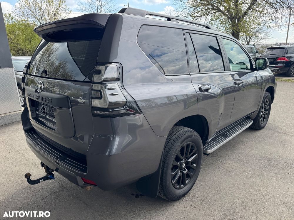 Toyota Land Cruiser - 23