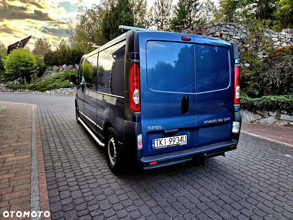 Opel Vivaro - 6