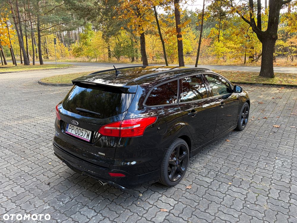 Ford Focus 1.5 EcoBoost STart-Stopp-System ST-LINE - 19