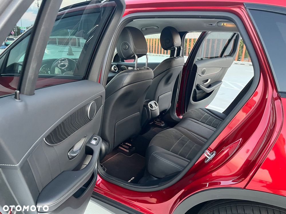 Mercedes-Benz GLC - 10