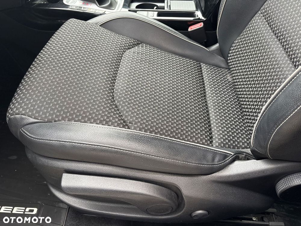 Kia XCeed 1.6 GDI PHEV L Business Line DCT - 12