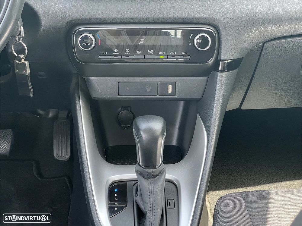 Toyota Yaris 1.5 HDF Comfort Plus - 15