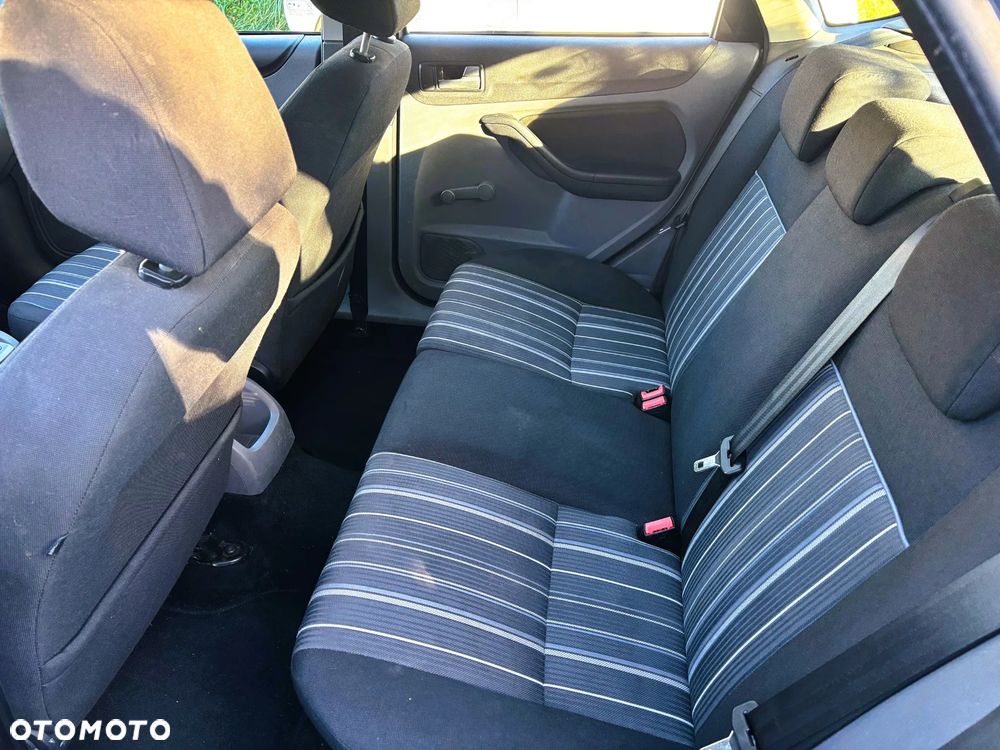 Ford Focus 1.6 Silver X - 16