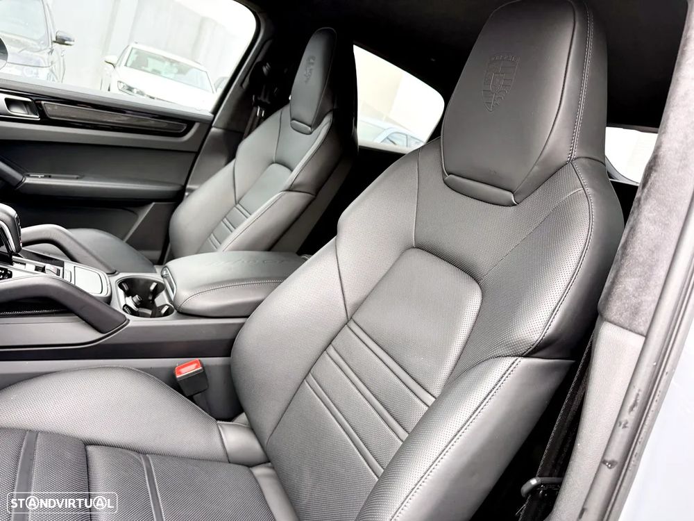 Porsche Cayenne Coupé Turbo - 27