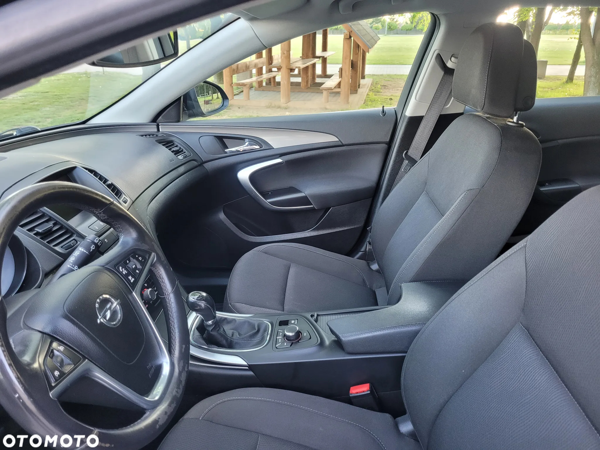 Opel Insignia - 12