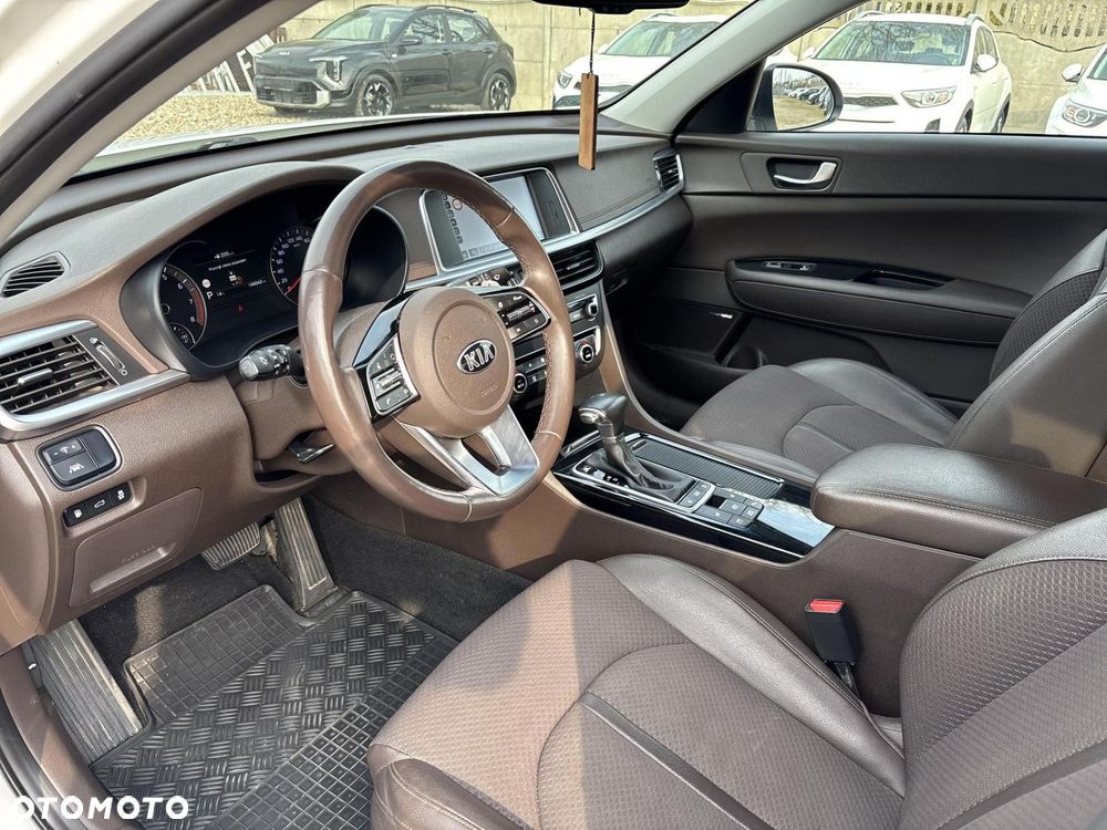 Kia Optima 1.6 T-GDI L DCT - 9