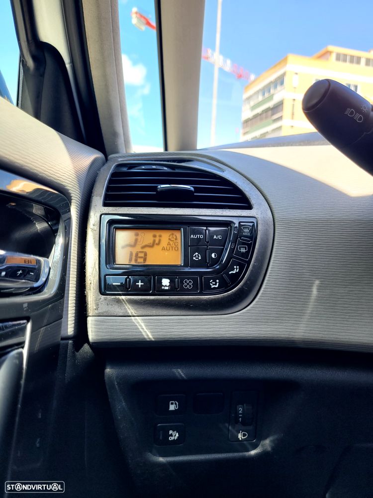Citroën C4 Grand Picasso 1.6 HDi Exclusive - 18