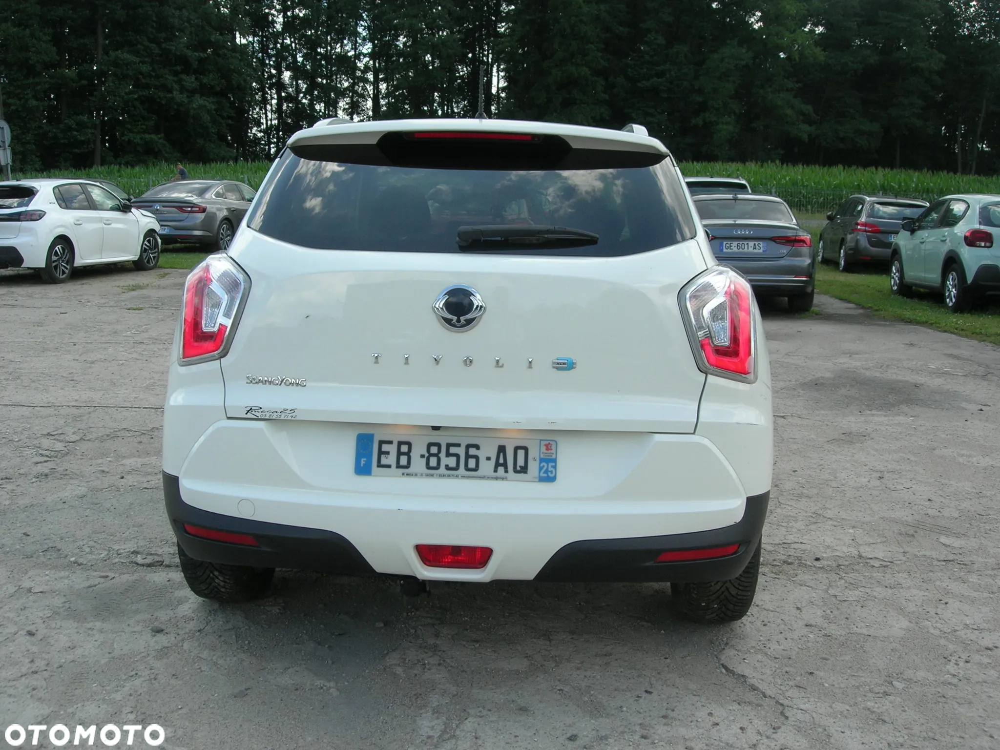 SsangYong/KGM Tivoli - 8