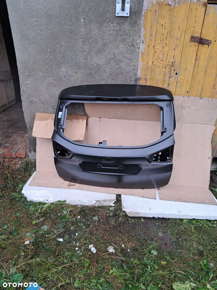 Klapa tył tylna Ford C-Max II MK-2 Lift F1CB-R40404-AB 2060641 PF1CB-R40410-AC klapa pokrywa bagażnika Ford C-Max MK-2 II Lift 2014 2015 2016 2017 2018 2019 - 1