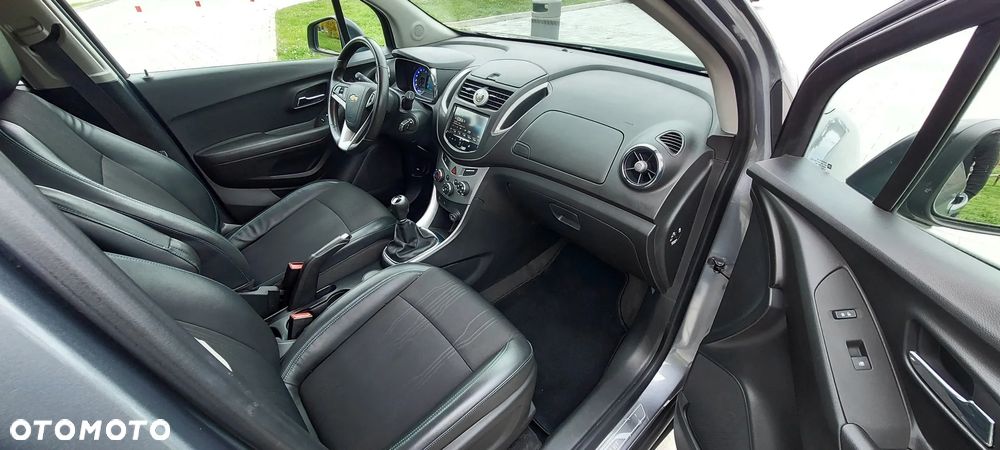 Chevrolet Trax 1.6 LT - 23