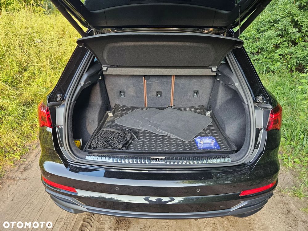 Audi Q3 - 18