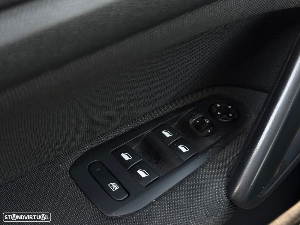 Peugeot 308 SW 1.6 BlueHDi Active - 16