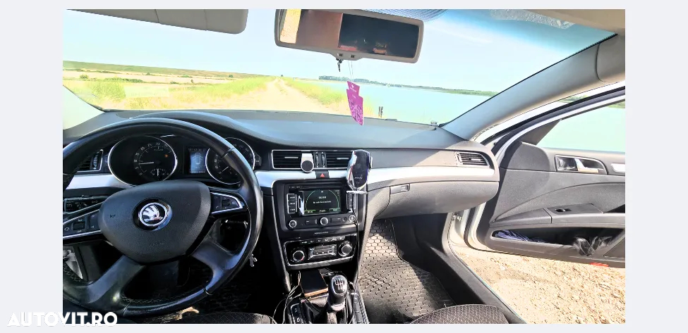 Skoda Superb 1.6 TDI GreenLine - 7