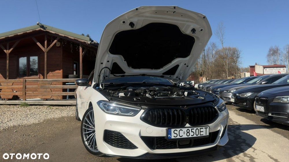 BMW Seria 8 - 38