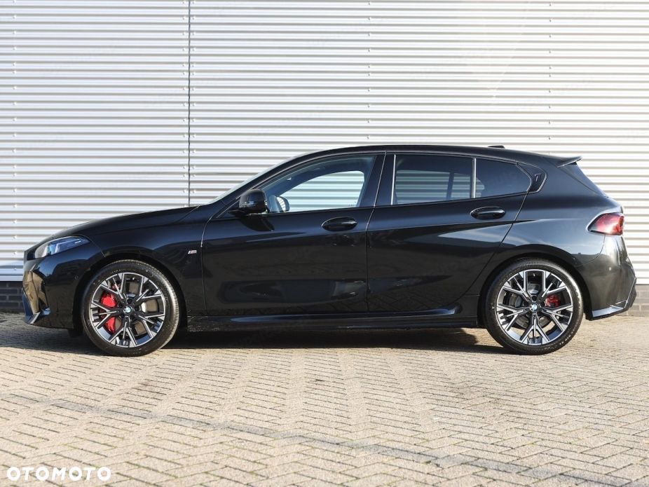 BMW Seria 1 123 mHEV xDrive - 3