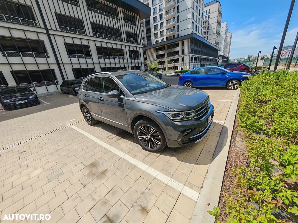 Volkswagen Tiguan - 2