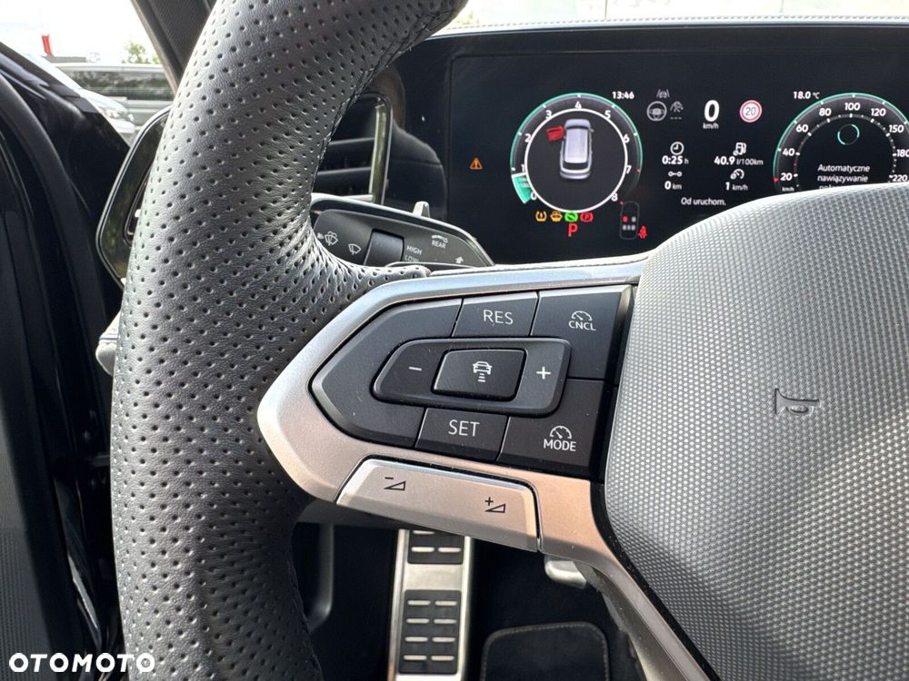 Volkswagen Passat Variant 2.0 TSI R-Line Plus DSG - 12