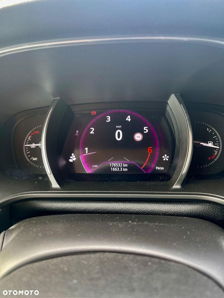 Renault Megane TCe 140 GPF BOSE EDITION - 9